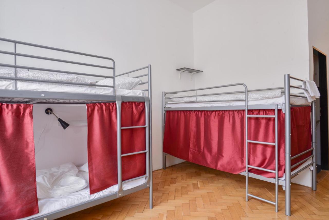 Globe Hostel Prague Adults Only ภายนอก รูปภาพ