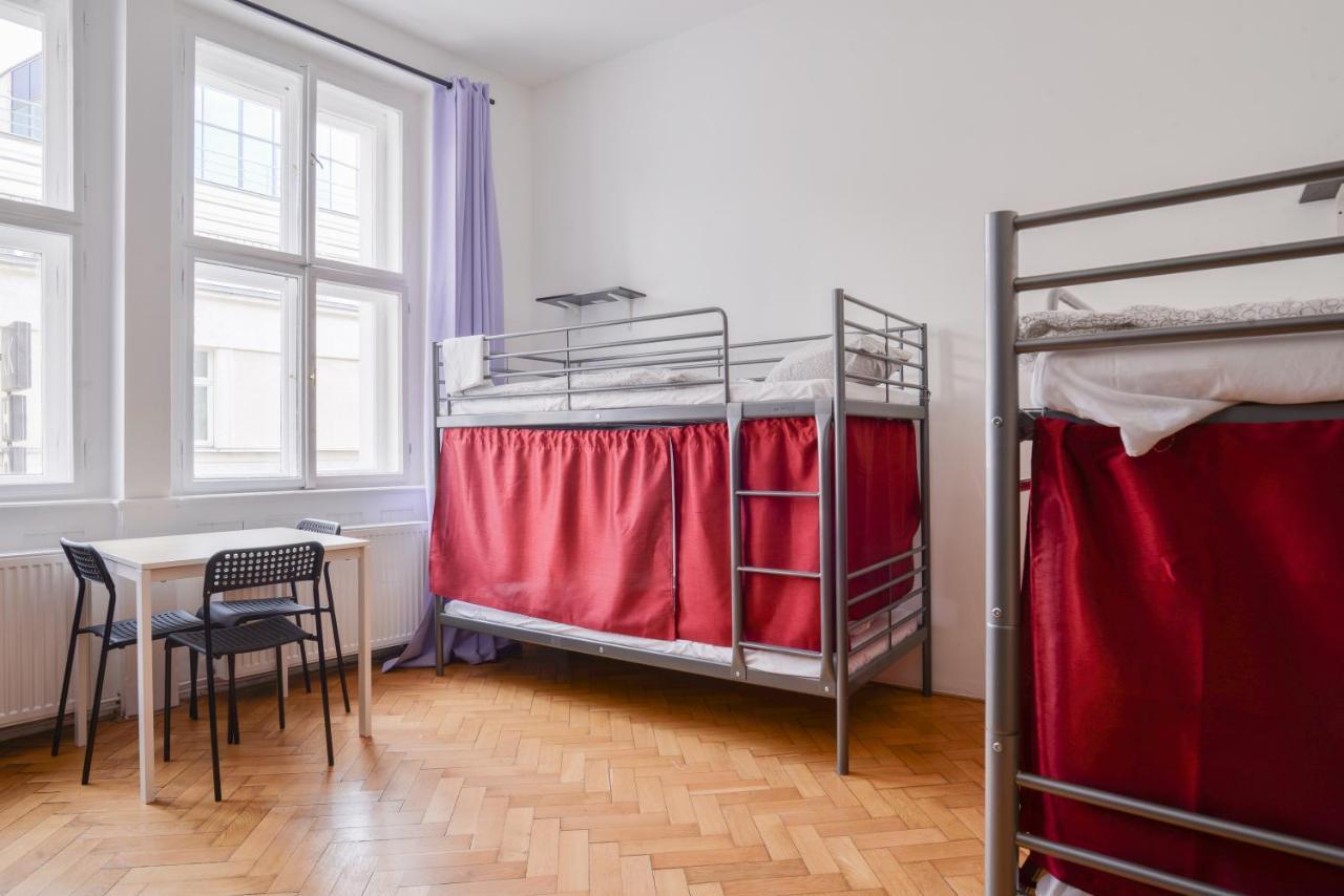 Globe Hostel Prague Adults Only ภายนอก รูปภาพ