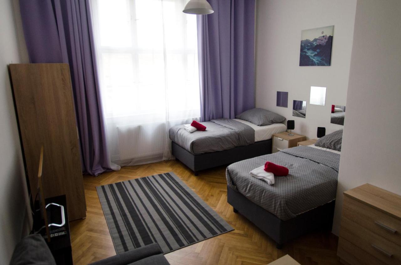 Globe Hostel Prague Adults Only ภายนอก รูปภาพ