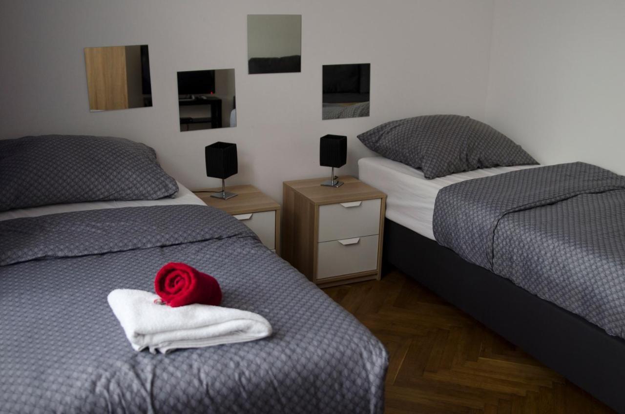 Globe Hostel Prague Adults Only ภายนอก รูปภาพ