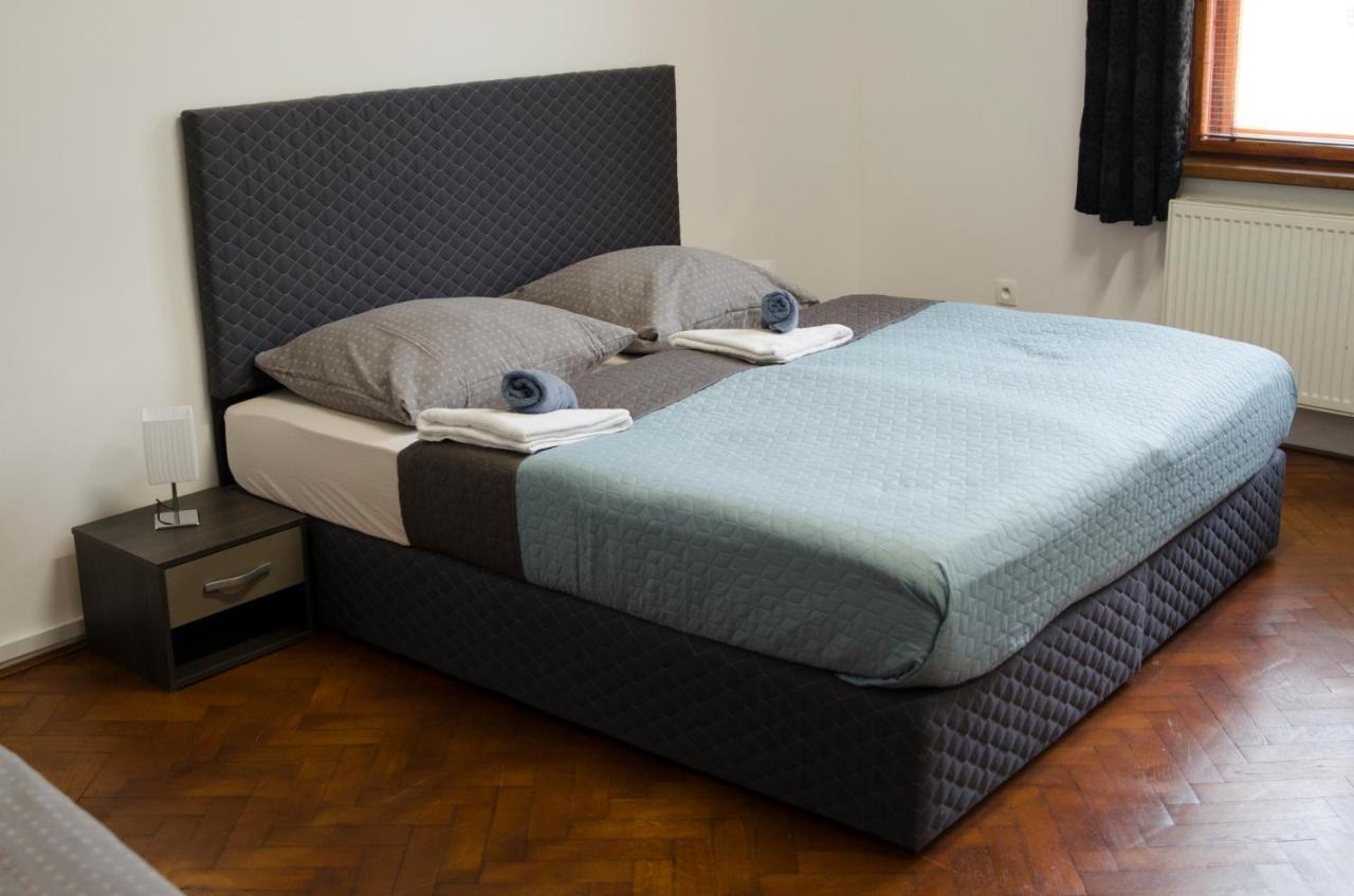 Globe Hostel Prague Adults Only ภายนอก รูปภาพ