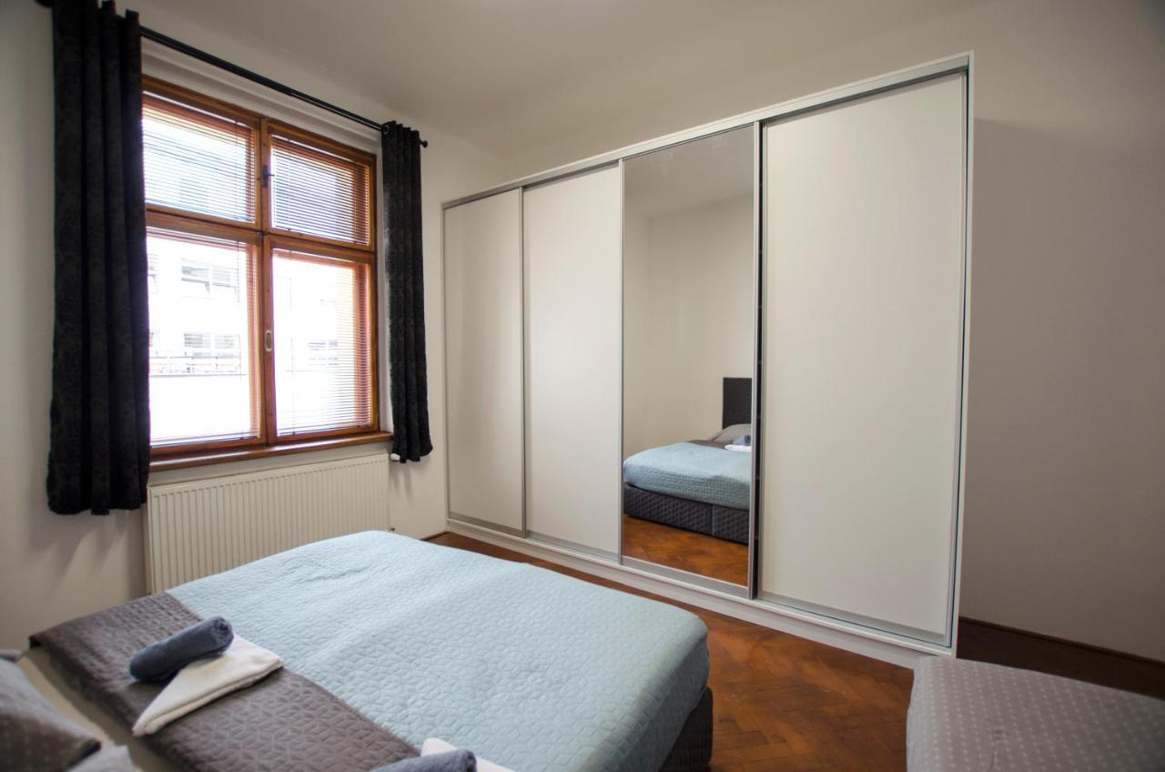Globe Hostel Prague Adults Only ภายนอก รูปภาพ