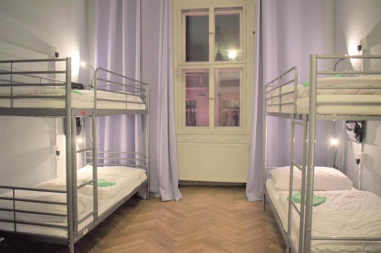 Globe Hostel Prague Adults Only ภายนอก รูปภาพ