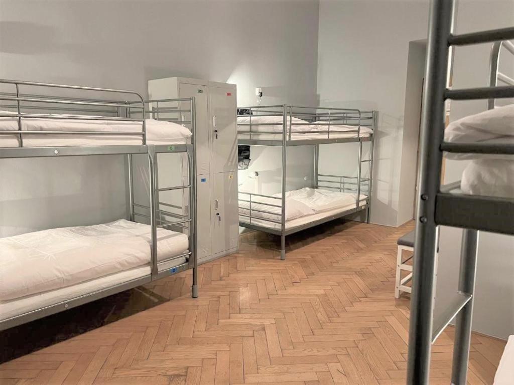 Globe Hostel Prague Adults Only ภายนอก รูปภาพ