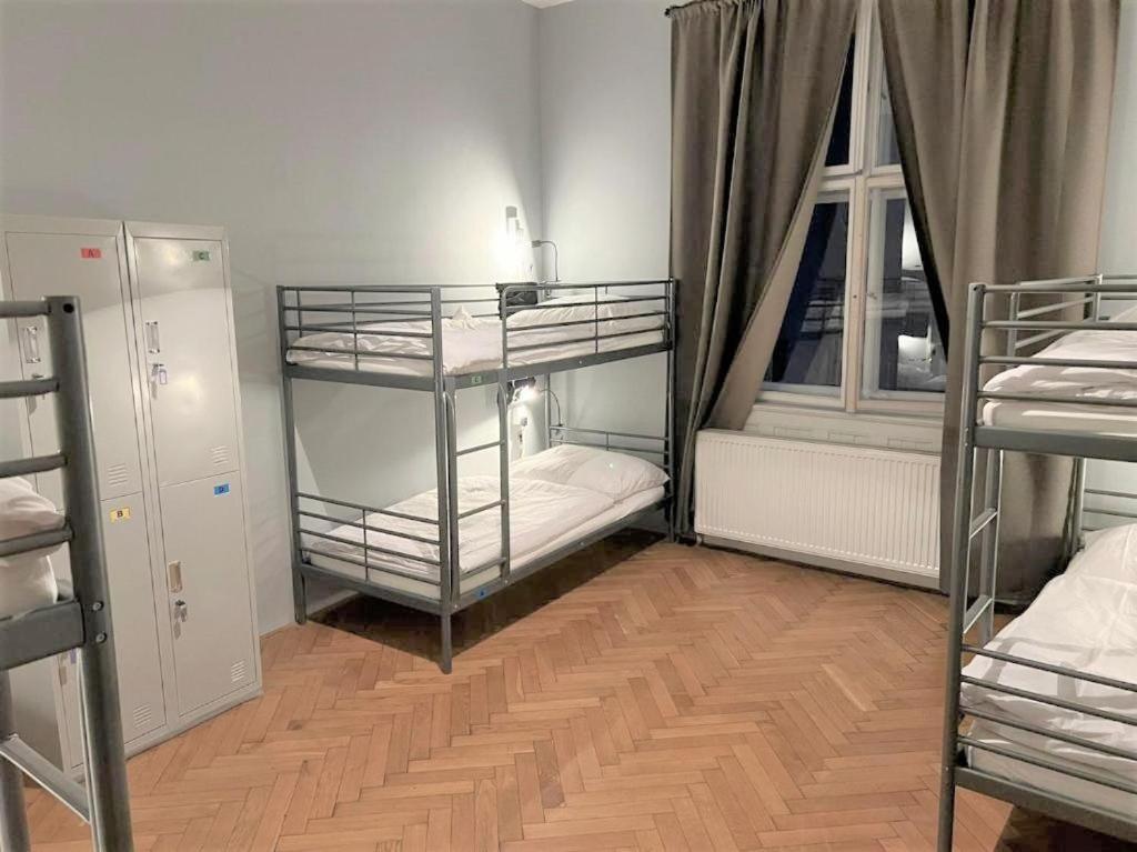 Globe Hostel Prague Adults Only ภายนอก รูปภาพ